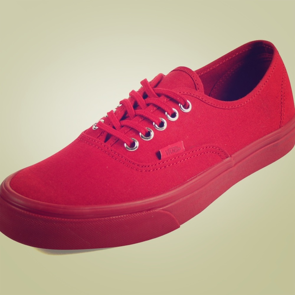 NOT SELLING.... ISO any vans AUTHENTIC NWT